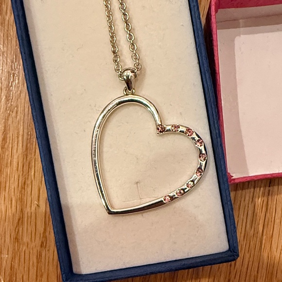 Silver Heart Pendant Necklace - Picture 2 of 3